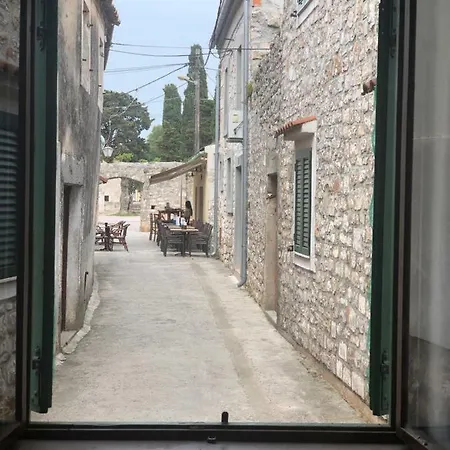 Apartament Max & Sukošan